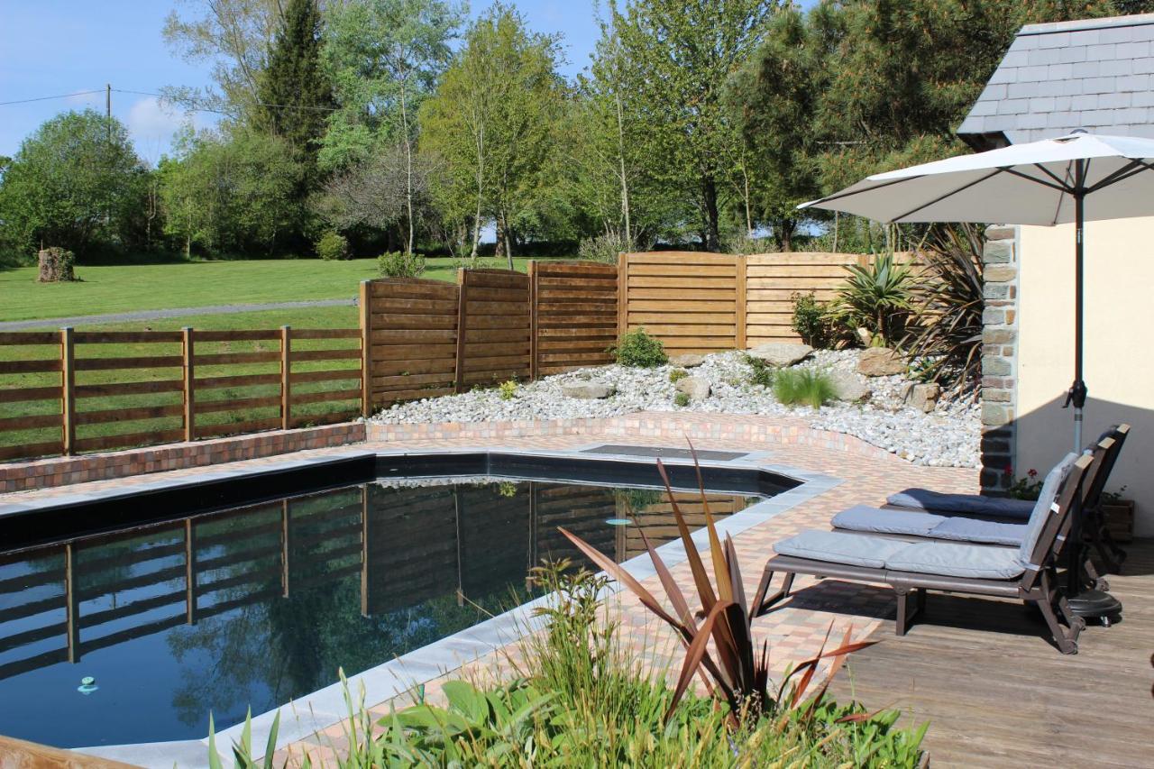 Le Val Daniniere B&B Adult Only Le Mesnil-Garnier Εξωτερικό φωτογραφία