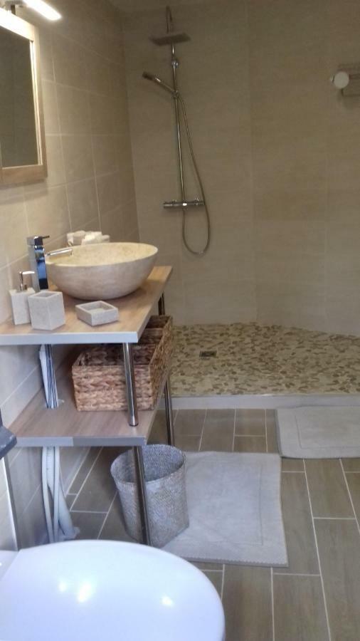 Le Val Daniniere B&B Adult Only Le Mesnil-Garnier Εξωτερικό φωτογραφία